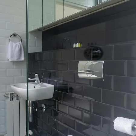 Guestready - Luxurious Ballsbridge House شقة