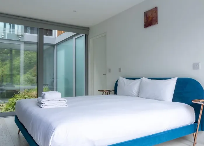 Casa de Férias Guestready - Luxurious Ballsbridge House