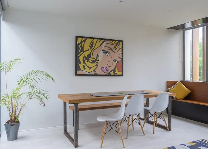 Guestready - Luxurious Ballsbridge House Casa de Férias *