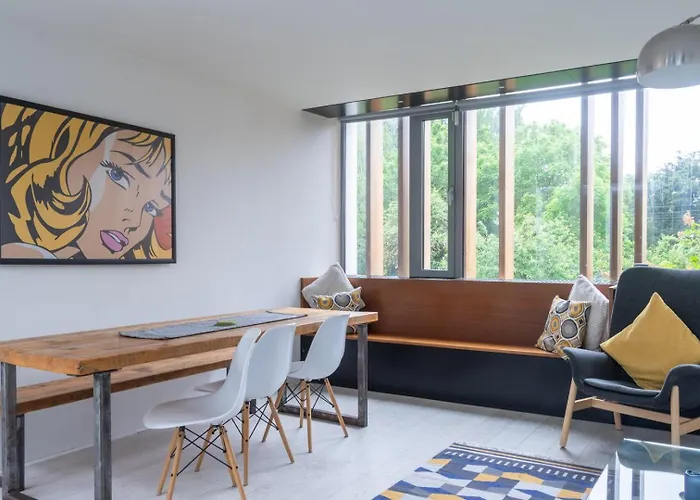 Casa de Férias Guestready - Luxurious Ballsbridge House