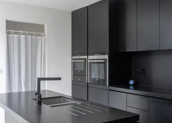 펜션 Guestready - Luxurious Ballsbridge House