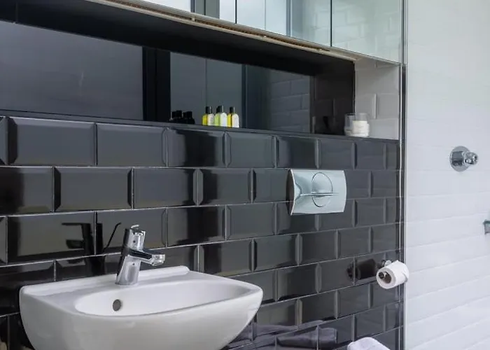 Guestready - Luxurious Ballsbridge House 펜션