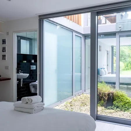 בית נופש Guestready - Luxurious Ballsbridge House *