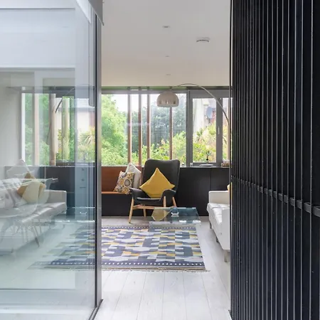 Guestready - Luxurious Ballsbridge House * דבלין