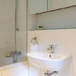 Holiday home Guestready - Luxurious Ballsbridge House