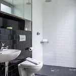 Holiday home Guestready - Luxurious Ballsbridge House Dublin