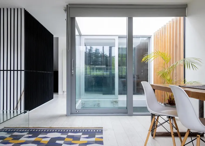 Guestready - Luxurious Ballsbridge House Nyaraló *